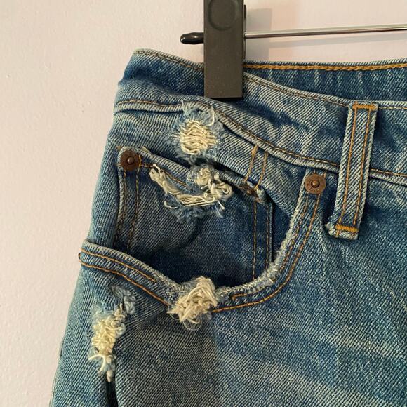 Abercrombie & Fitch High Rise Mom Jean Distressed Medium Wash Women 10 / 30 Long - Picture 3 of 13